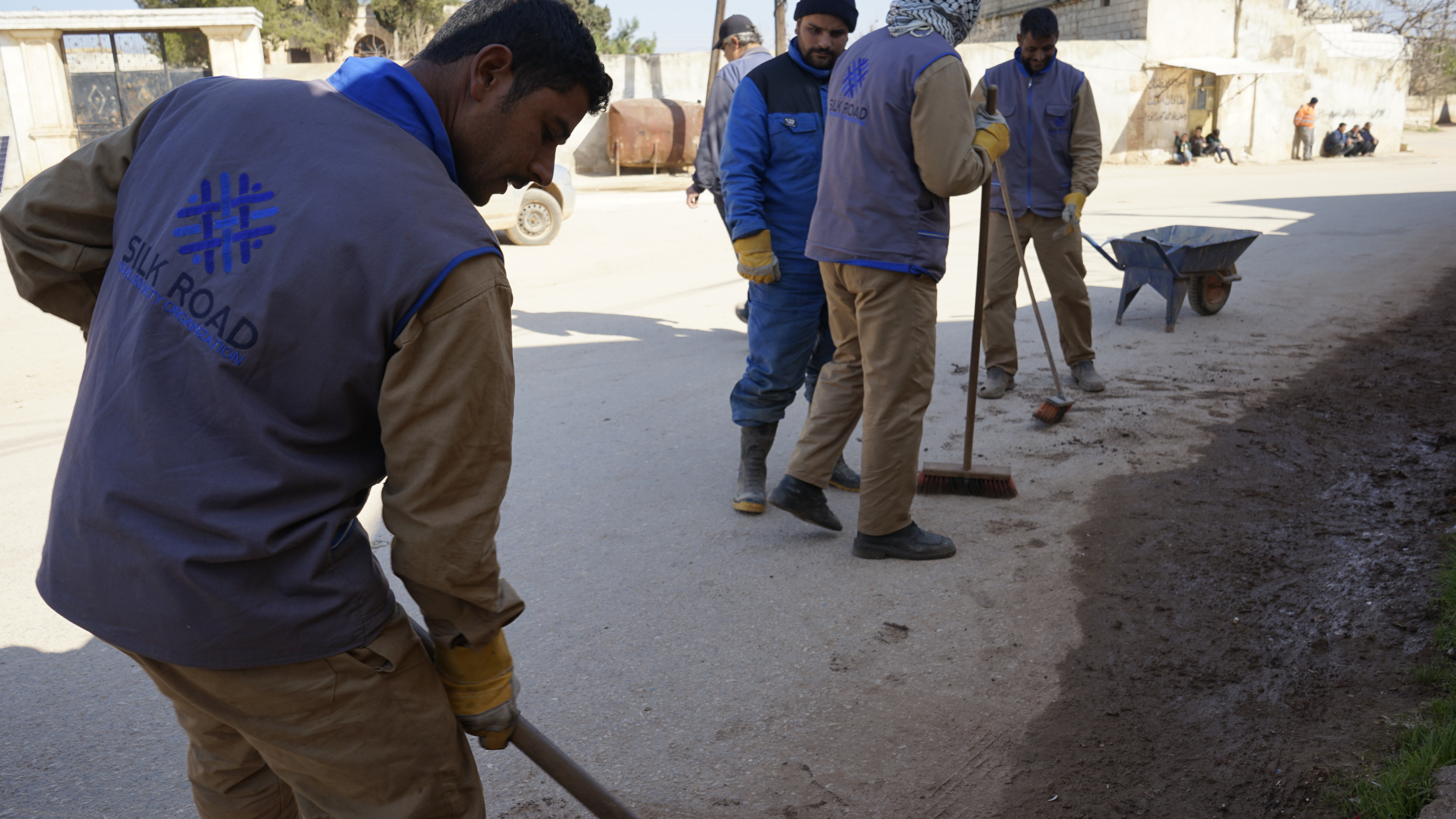 The cleaning teams of the Silk Road Organization started their work by collecting solid waste